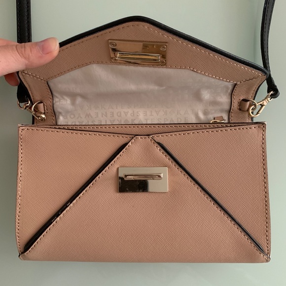 Kate Spade Tan/Beige crossbody - Picture 3 of 6